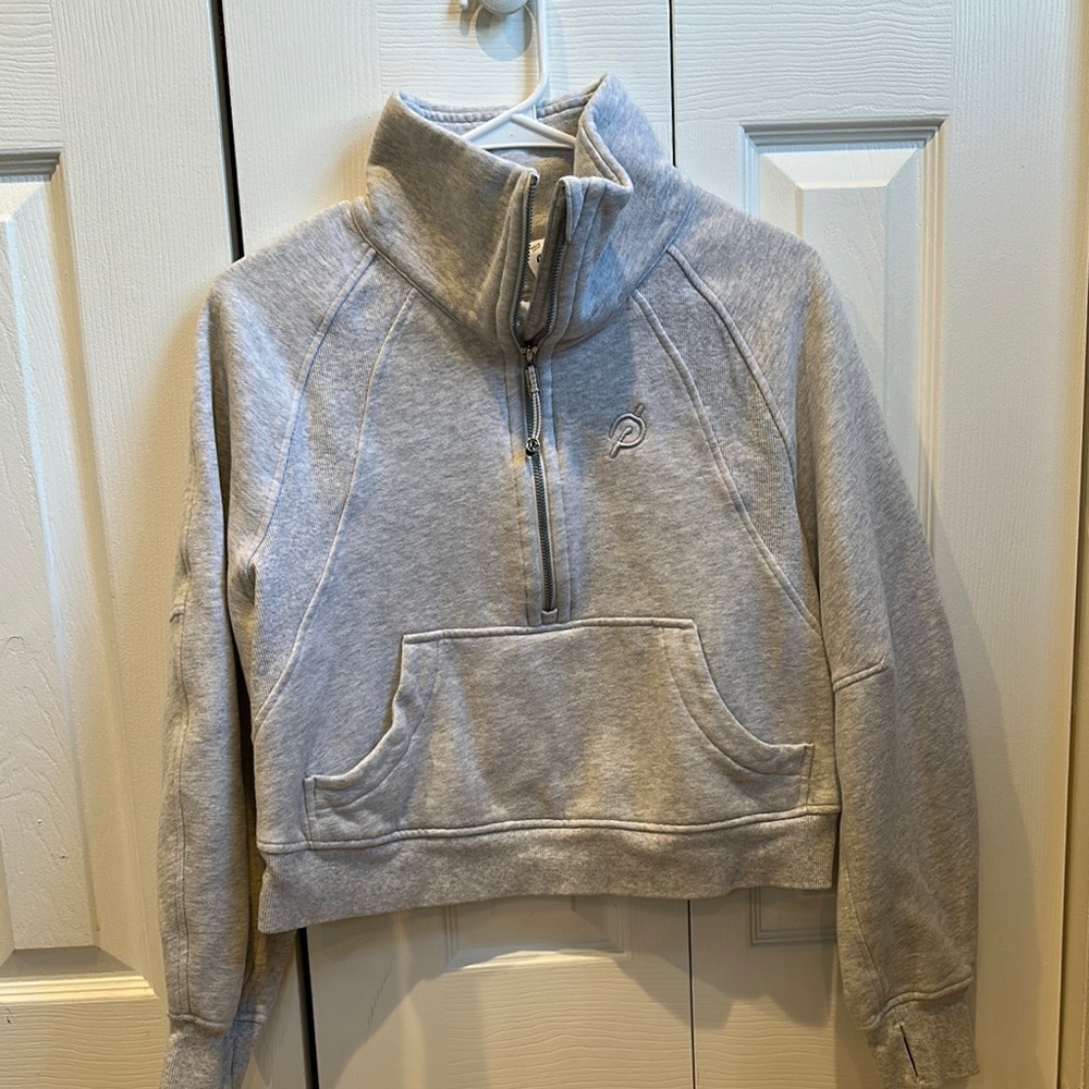 Lululemon Peloton Gray Quarter-Zip Crop Pullover